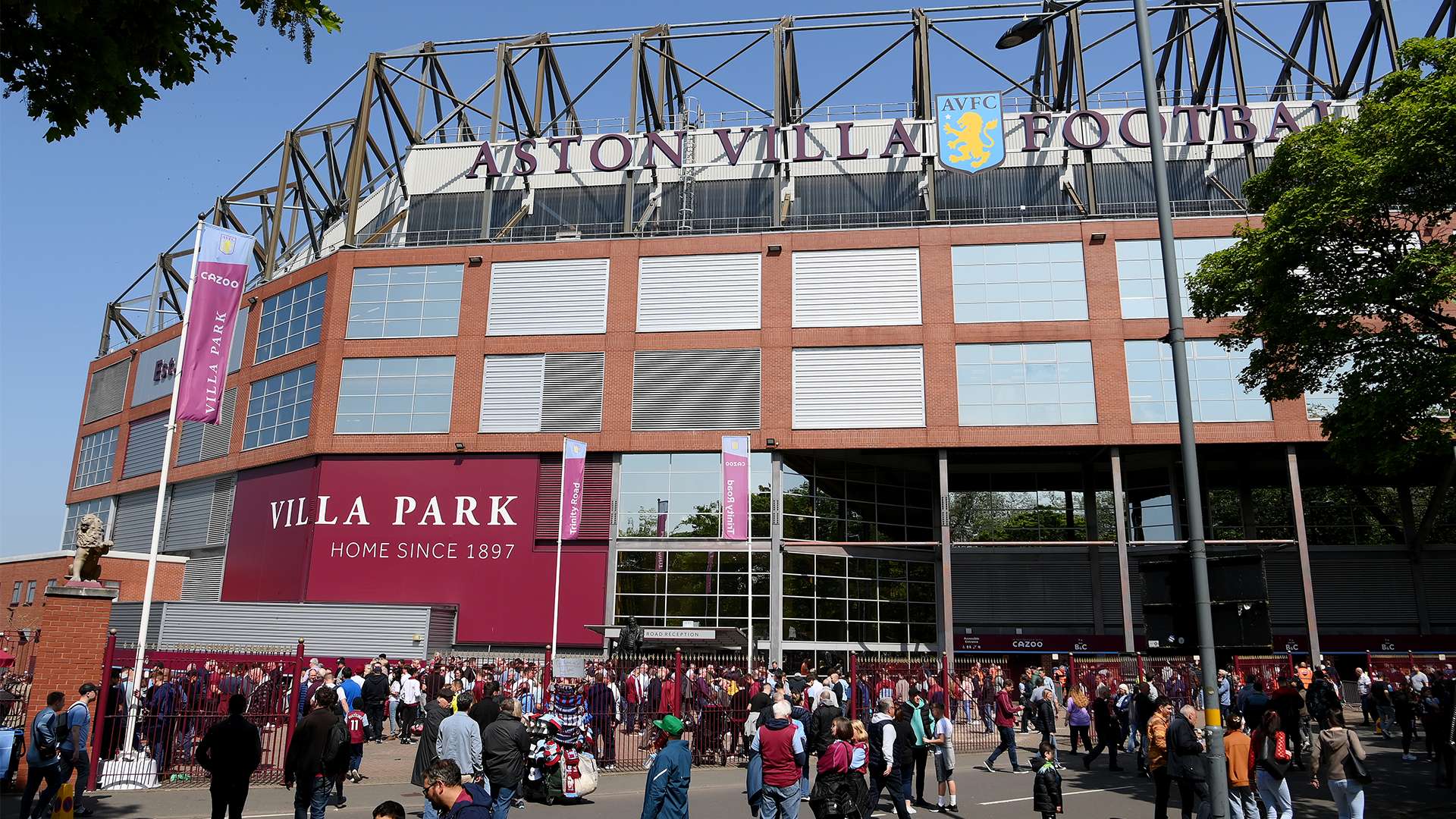 在比赛初期 在比赛初期